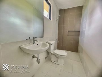 House and Lot For Sale in Alaminos Laguna COMPLETE TURNOVER UNIT