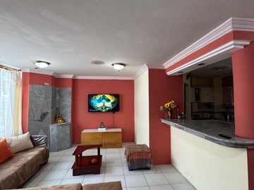 Edificio rentero en venta en el centro de Loja