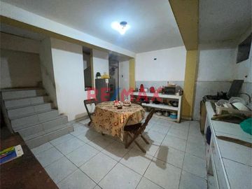 Venta De Casa En Buenos Aires Sur- Doble Frente-371M2