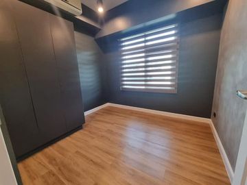 2BR Condo Unit w/ Parking For Sale at The Aston Two Serendra, Taguig City