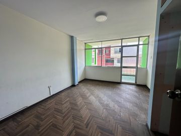 Se Vende Casa En Esquina Urb. El Trebol Cerca A Plaza Norte. RDM