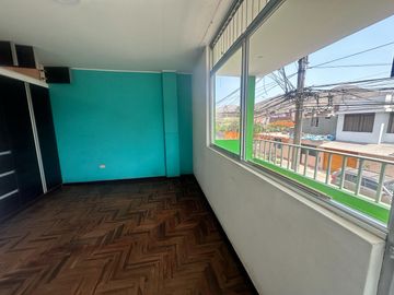 Se Vende Casa En Esquina Urb. El Trebol Cerca A Plaza Norte. RDM