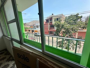 Se Vende Casa En Esquina Urb. El Trebol Cerca A Plaza Norte. RDM