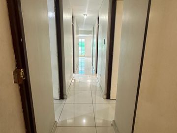 Se Vende Casa En Esquina Urb. El Trebol Cerca A Plaza Norte. RDM