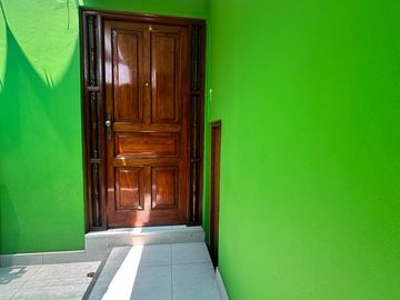Se Vende Casa En Esquina Urb. El Trebol Cerca A Plaza Norte. RDM