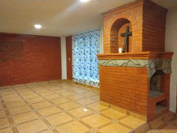 VENDO CASA RESIDENCIAL EN BOSQUES DE OMITLAN