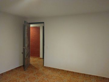 VENDO CASA RESIDENCIAL EN BOSQUES DE OMITLAN