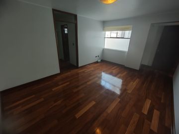 SAN BORJA ALQUILER DE ESPECTACULAR DEPARTAMENTO EN ZONA TRANQUILA FRENTE A PARQUE