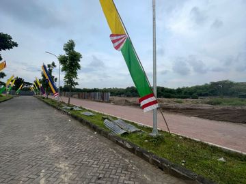 Rumah 2 Lantai Wiyung Surabaya Barat Dian Istana Royal Residence Citraland Graha familiy pakuwon bukit darmo golf