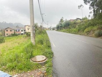 Hermoso Terreno en venta 1.608m2 sector Lagunas del Sol - El Valle.