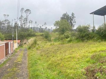 Hermoso Terreno en venta 1.608m2 sector Lagunas del Sol - El Valle.