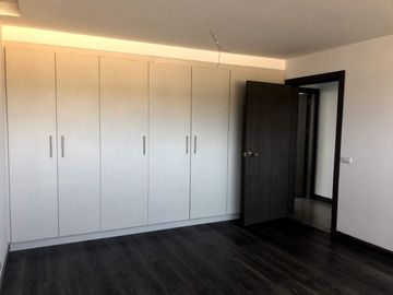 VENTA DEPARTAMENTO POR ESTRENAR DE LUJO SECTOR BELLAVISTA
