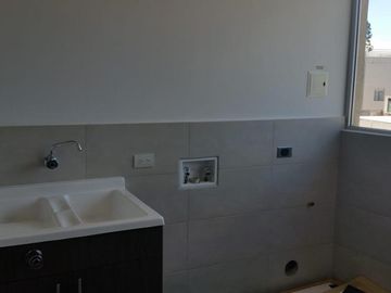 VENTA DEPARTAMENTO POR ESTRENAR DE LUJO SECTOR BELLAVISTA