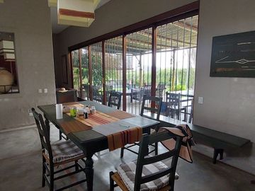 VENDO CASA DE CAMPO CON PLANTAS FRUTALES 5.5 HAS.