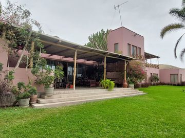 VENDO CASA DE CAMPO CON PLANTAS FRUTALES 5.5 HAS.