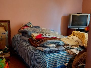CASA AMPLIA SOBRE AV. DALIAS DE 4 RECAMARAS