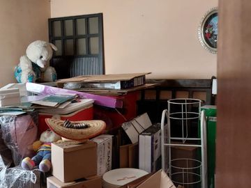 CASA AMPLIA SOBRE AV. DALIAS DE 4 RECAMARAS