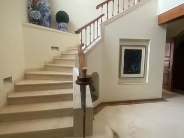 OPORTUNIDAD EN VENTA PRECIOSA CASA EN LA VISTA COUNTRY CLUB