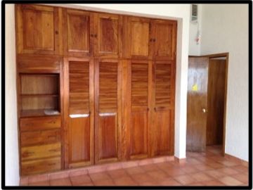 Casa en venta. Fraccionamiento Framboyanes, Villahermosa.