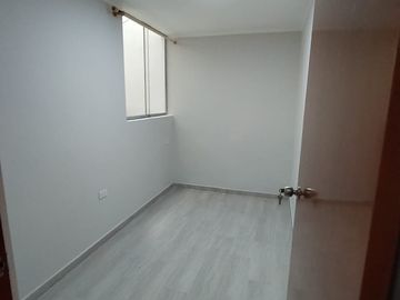 Moderno Departamento con Balcon, Frente a Parque, 3 Habitaciones