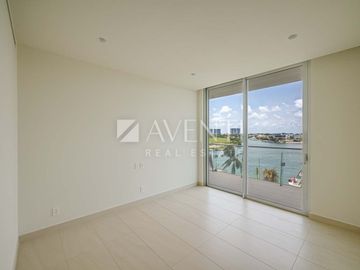 Departamento en Venta, Sls Marina Beach Condos, Cancún Quintana Roo.