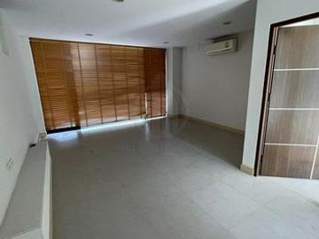 For Sale 5 bedrooms Noble Residence