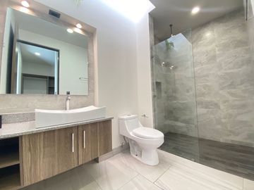 CASA EN VENTA METEPEC CERCA DEL PARQUE BICENTENARIO