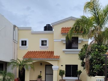 Casa en venta en Villa Bonita.