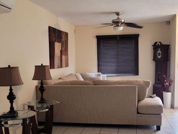 Casa en venta en Villa Bonita.
