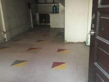 Apartment for Sale at Sta. Ana Manila
