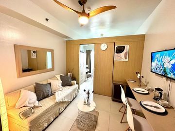 ETF - FOR SALE: 1 Bedroom Unit in Grass Residences, Bago Bantay, Quezon City