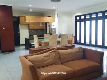 Jua l /Sewa Rumah Graha Family lebar 12 meter
