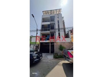 ¡Exclusivo departamento en venta el Los Olivos! ¡Vista exterior!