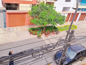 ¡Exclusivo departamento en venta el Los Olivos! ¡Vista exterior!