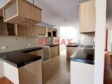 ¡Exclusivo departamento en venta el Los Olivos! ¡Vista exterior!