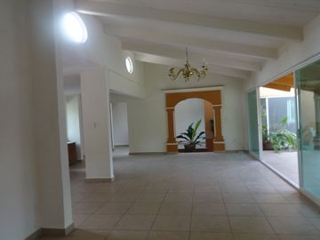 VENTA DE CASA S/CALLE COL. RANCHO CORTES, CUERNAVACA