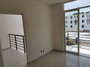 bonitas casas con alberca a 15 ,minutois de la playa y centros comerciales