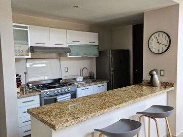 VENTA DEPARTAMENTO  PENTHOUSE EN TORRE PREMIER SANTA FE JURIQUILLA VISTA ESPECTACULAR