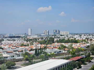 VENTA DEPARTAMENTO  PENTHOUSE EN TORRE PREMIER SANTA FE JURIQUILLA VISTA ESPECTACULAR