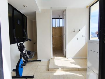 Casa en Venta Obrero Independiente Loma de Puengasí