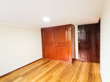 Casa en Venta Obrero Independiente Loma de Puengasí