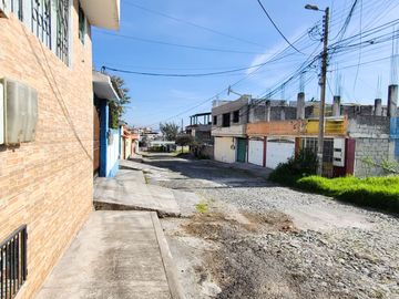 Casa en Venta Obrero Independiente Loma de Puengasí