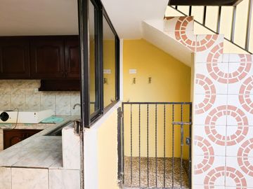 Casa en Venta Obrero Independiente Loma de Puengasí