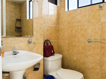 Casa en Venta Obrero Independiente Loma de Puengasí