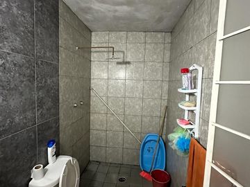 VENTA DE CASA EN LA COL. PRIMO TAPIA PONIENTE.