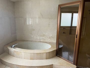 RESIDENCIA DE LUJO EN VENTA BOSQUES DE LAS LOMAS