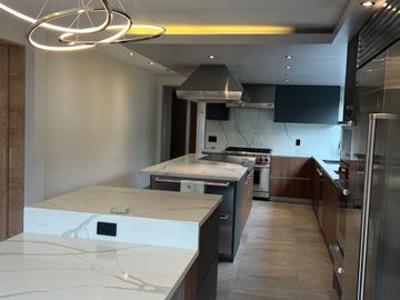 RESIDENCIA DE LUJO EN VENTA BOSQUES DE LAS LOMAS