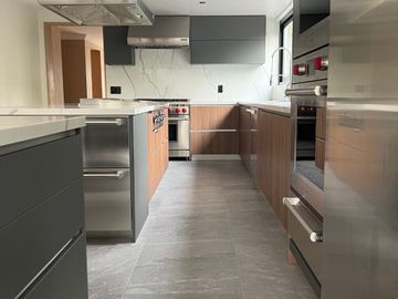 RESIDENCIA DE LUJO EN VENTA BOSQUES DE LAS LOMAS