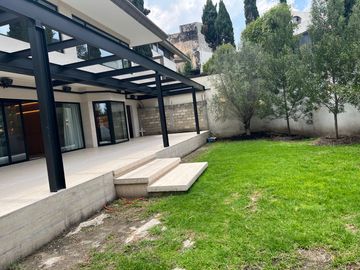 RESIDENCIA DE LUJO EN VENTA BOSQUES DE LAS LOMAS