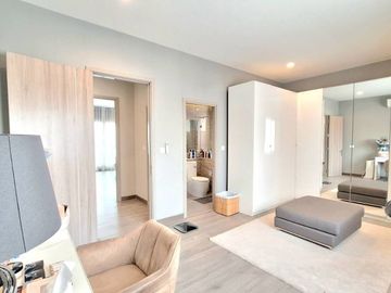 ● Luxury Style ● Single house 2 storey | 4 Beds 82 sq.w. 308 sq.m. | The Palm Krungthep Kreetha-Wongwaen | Near ARL Lat Krabang 13 mins, Suvarnabhumi